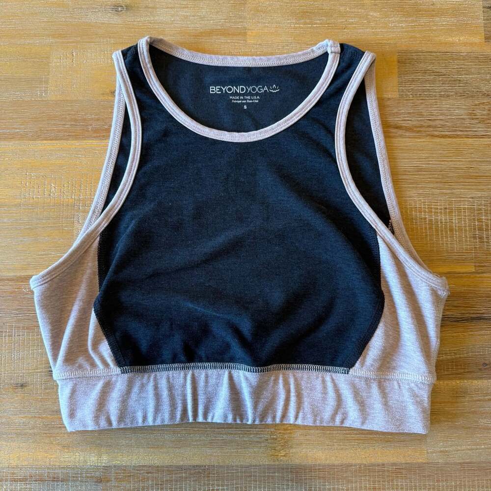 Beyond Yoga Spacedye On Block Bra Black Chai Colorblock High Neck Sports Bra S